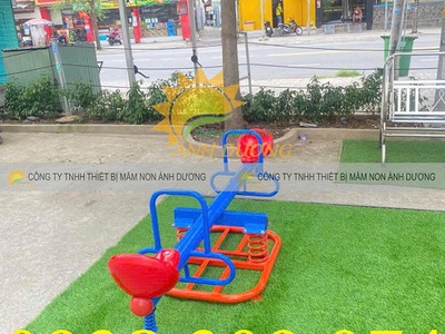 Bập bênh đòn đôi ngoài trời, bập bênh đôi mầm non 3