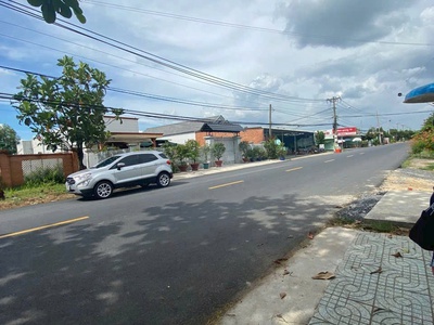 Lô đất  20x65  mặt tiền tỉnh lộ 7, củ chi   khuôn đất vuông đẹp ko tì vết 0