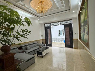 nhà 4 tầng btct - hẻm xe hơi thông thoáng - khu dân cư an ninh tặng full nội thất - p.tân 1