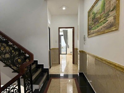 nhà 4 tầng btct - hẻm xe hơi thông thoáng - khu dân cư an ninh tặng full nội thất - p.tân 4