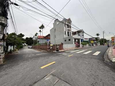 Bán đất mặt đường Cát Khê Tràng Cát cách dự án Vin chỉ 50m đường nhựa 8m oto đỗ cửa giá tốt. 1