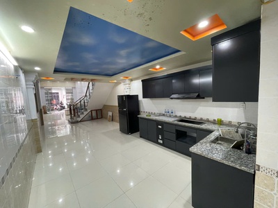 Cho thuê nhà khu phân lô Văn Cao 83m2 , 4 p.ngủ khép kín. 7