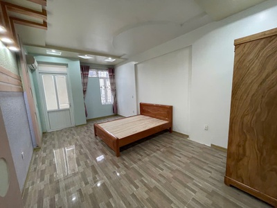 Cho thuê nhà khu phân lô Văn Cao 83m2 , 4 p.ngủ khép kín. 3