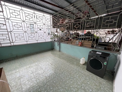 Cho thuê nhà khu phân lô Văn Cao 83m2 , 4 p.ngủ khép kín. 6