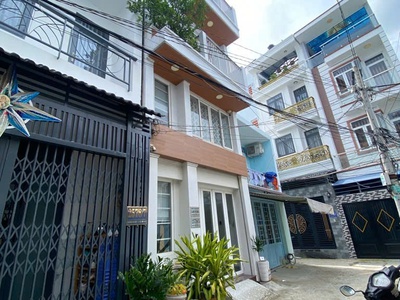 Bán gấp nhà hẻm nguyễn thị thập, q7: 40m2, 2 tầng, sh, giá chỉ 5.8 tỷ 0