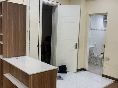 Cho thuê chung cư N08 Thành Thái, cạnh CV Cầu Giấy, 86m 2 phòng ngủ, đủ đồ 10