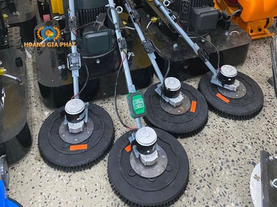 Tối ưu hiệu suất điện mặt trời nhờ máy vệ sinh pin chuyên dụng 3