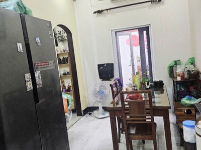 Bán nhà hiếm Hoàng Hoa Thám Ba Đình 55m gần phố, gần ô tô giá 9 tỷ 3