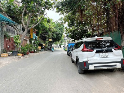 Hiếm có nhà 5 tầng đẹp hẻm 549 lê văn thọ ngang 5m 75m2 t.máy tặng nt ở ngay 9.8 tỷ. 0