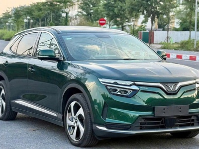 Hot cập bến vinfast vf8 gf giá siêu hời 1