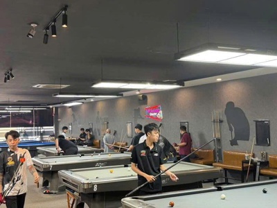 Sang clb bida hot quận bình thạnh 15 bàn 1