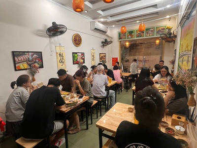 Sang nhượng quán đồ cuốn   bún thái tomyum đang hoạt động tốt   phố nguyễn thị định 1