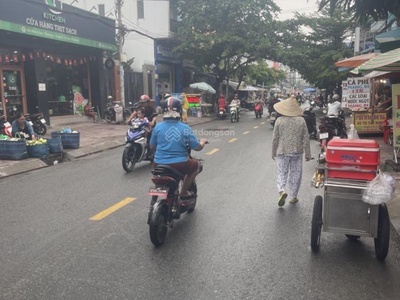 Bán nhà mặt tiền đường bông sao, 5 tầng  4x12.5m  - chỉ 11 tỷ - giáp chợ bùi minh trực 1