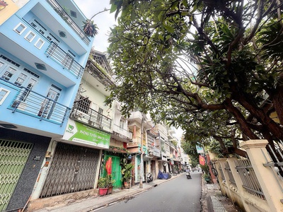 Bán nhà mặt tiền kd đ.nguyễn phi khanh, tân định, quận 1 - 4m 15m - chính chủ 1 đời xưa bán chia 2