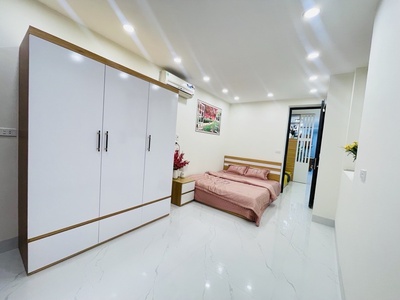 Tập thể kim liên tầng 1 dt 70m giá 5,1 tỷ,2 mặt tiền,mặt tiền sân chơi cho thuê kd 60tr/năm 4