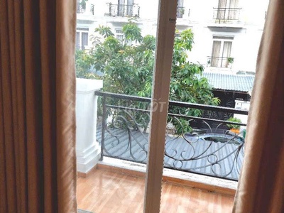 Cho thuê phòng   giá tốt, tiện nghi, an ninh khu golden city 2, p.thạnh xuân, q.12 3