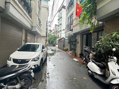 siêu phẩm lô góc ngọc thụy bồ đề full nội thất ô tô tránh khu vip gần trường pháp, công 4