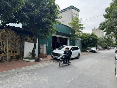 Bán Lô Đất 107m2 Sẵn Xưởng KĐT 31ha Trâu Quỳ - Mặt Tiền 5,29m Đẹp, VP/Nhà Hàng Cực Đỉnh 4