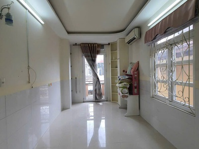 Bán Nhà Hẻm 165 Đường 3/2 Quận 10.KC:5 Tầng.Giá 9,5 tỷ 1