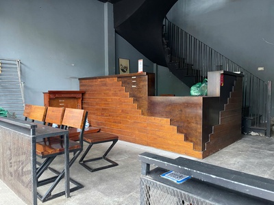 Cho thuê mặt bằng kinh doanh phố Xã Đàn 4