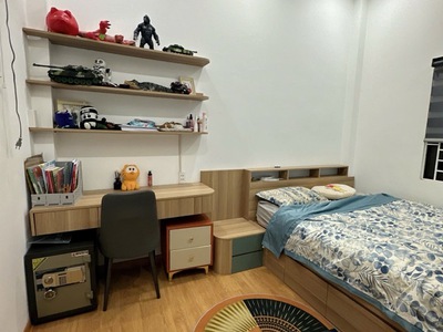 Bán nhà nguyễn văn cừ long biên,oto,ngõ thông,lô góc,dân xây,sát phố,35m 1