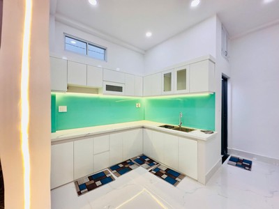 Nhà hiệp thành 45 quận 12 cũ 3 tầng mới đẹp 5 tỷ 7. 4