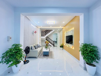 Nhà hiệp thành 45 quận 12 cũ 3 tầng mới đẹp 5 tỷ 7. 1