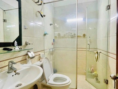 Bán 80m - 4 Tầng - 4.6m.Mặt Tiền.  Trung Kính   Cầu Giấy.Phân Lô Vip 3
