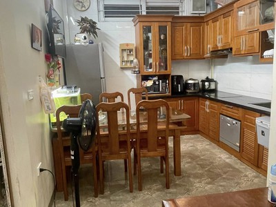 Bán nhà Hoàng Liệt, gần Hồ Linh Đàm, Trường cấp 2- 38m 5 tầng. Giá 9,5 tỷ còn TL 2