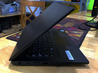 Laptop Dell Latitude E7290 Core i5-8250U Ram 8GB SSD 256GB VGA ON Màn 12.5 Inch Máy Đẹp 2