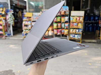 Lenovo Thinkbook 16 G7 R7-8745 32GB/1TB 2.5k 120hz 3