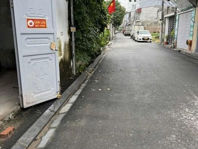 Cần nhượng lại kho 160m giá thuê chỉ 4,5 triệu/tháng 0