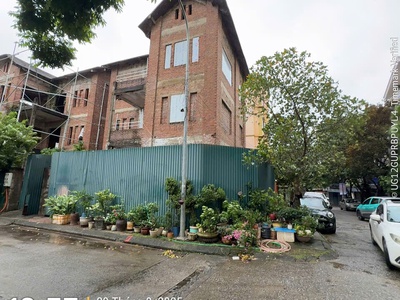 Chính chủ bán biệt thự lô góc xây thô - tiện ích ngập tràn ngay phố sài đồng - kinh doanh, văn phòng 0