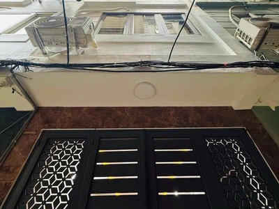 Bán nhà riêng 5 tầng 236 Khương Đình DT 35m gần oto đỗ giá 8.3 tỷ 2