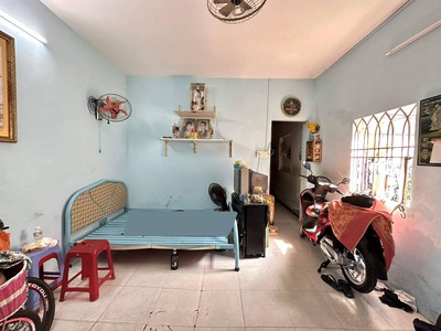 Trần hưng đạo - quận 1 - 45m - hẻm ôtô 5.5m - 2 tầng - chỉ 8.3 tỷ 2