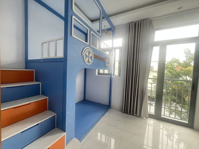 Bán nhà đường số 11, trường thọ, thủ đức. dt 68 m2, 3 tầng, 3pn, sh, 7.39 tỷ. 3