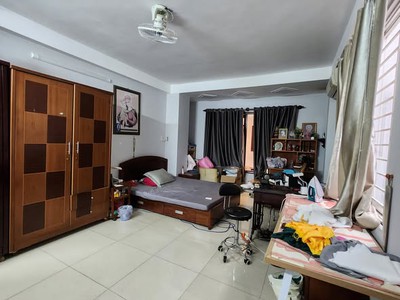 Nhà hxh đường huỳnh văn bánh phường 13 phú nhuận cũ. 1