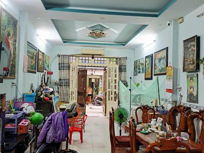 Nhà 2 tầng 53m2 đúc đẹp gần chợ lê văn quới hxh đỗ cửa, btđ, bình tân. 1