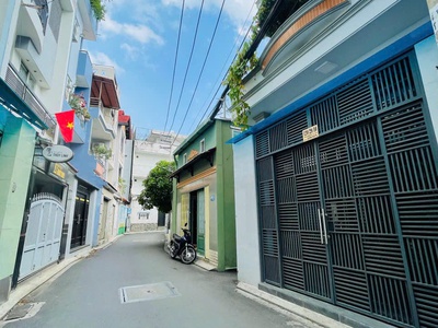 Bán nhà mặt tiền hẻm 120// thích quảng đức phường 4 phú nhuận mặt tiền đường số 7, hẻm xe hơi, 1