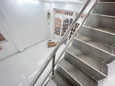 Bán nhà đường số 11, phường trường thọ, thủ đức. dt 48m2, 2 tầng, 3pn, sh, giá 4.45 tỷ. 3