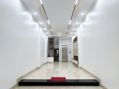 Bán gấp tt hoàng mai nhà mới 6 tầng ô tô đỗ cửa kinh doanh, 35m2 6 tầng 11.4 tỷ 0