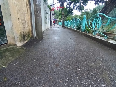 Bán nhà mặt hồ phố quan nhân, ô tô đỗ cửa- kinh doanh- 3,5 tầng, dt 68m2- mặt tiền 5.1m- giả chỉ 1