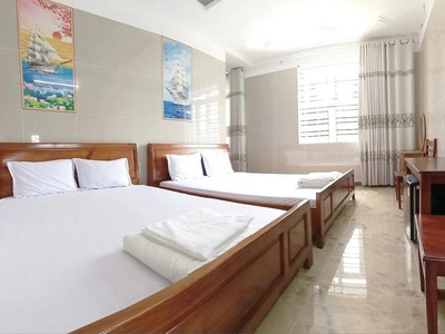 Bán khách sạn ngay big c go dĩ an bình dương -124m 6.2m x 20m dt : 120tr/th giá 16 tỷ 1