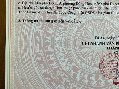 Cần bán nhà 8,2tỷ-108m2 có 5 kiot dòng tiền 12triệu tháng ngay đông hoà dĩ an 0