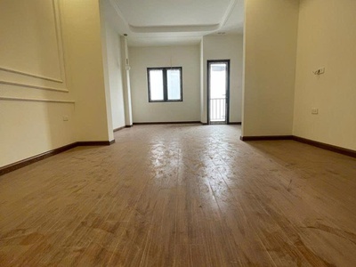 Bán nhà phố ngọc lâm - long biên giá đầu tư 3