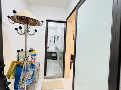 Tập thể thành công tầng 1 dt 50m giá 5,350 tỷ,tương lai mở đường mặt phố to 4