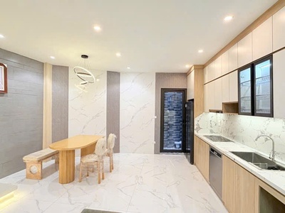 Hơn 7 tỷ -- thượng thanh - long biên- nhà mới ở ngay  45m2-4t- gần đường lớn 1