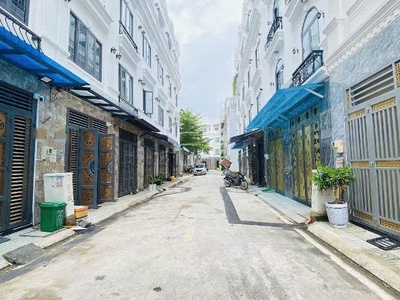 Bán gấp nhà hồ văn long gần ngã tư gò mây hẻm 8m xe hơi ngủ nhà 28m2,4tầng nhỉnh 2tỷ 0