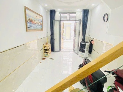 Bán gấp nhà hồ văn long gần ngã tư gò mây hẻm 8m xe hơi ngủ nhà 28m2,4tầng nhỉnh 2tỷ 4