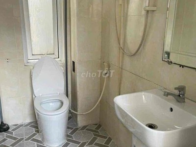 Cho thuê nhà nguyên Căn đường số 4. p. HBC. DT 90 2 TẦNG CÓ 2PN 2WC SD 170M2 GIÁ 10TR/THÁNG. 5